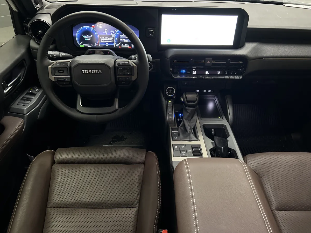 2025 Toyota Land Cruiser thumbnail 30