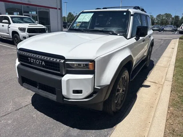2025 Toyota Land Cruiser Base thumbnail 2