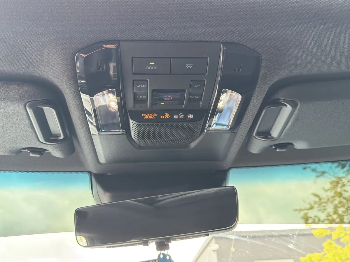 2025 Toyota Land Cruiser thumbnail 26