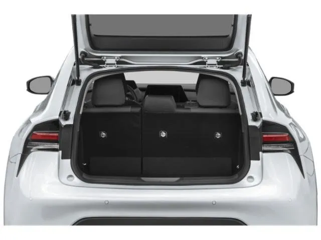 2025 Toyota Prius LE thumbnail 11