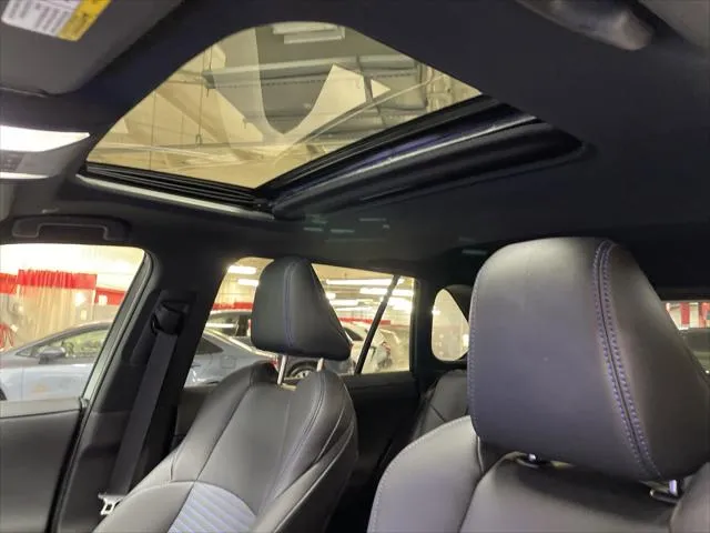 2025 Toyota RAV4 HYBRID thumbnail 28