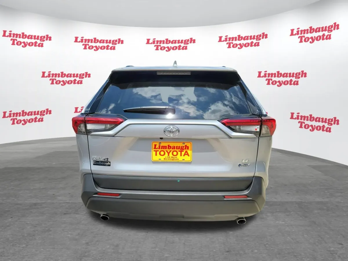 2025 Toyota RAV4 Hybrid LE thumbnail 21