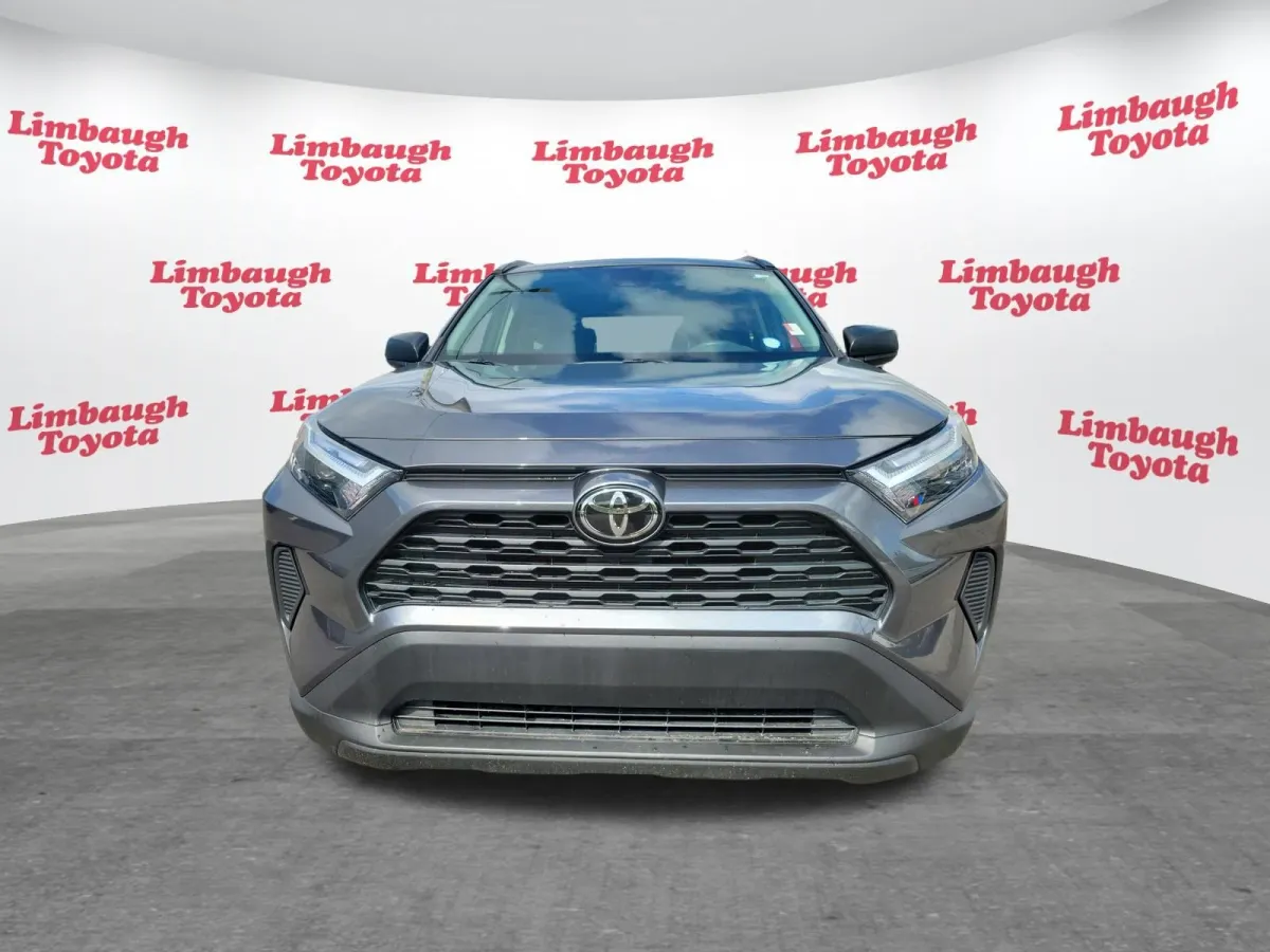 2025 Toyota RAV4 Hybrid LE thumbnail 20