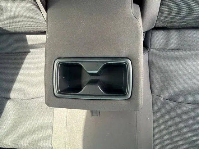 2025 Toyota RAV4 Hybrid LE thumbnail 20