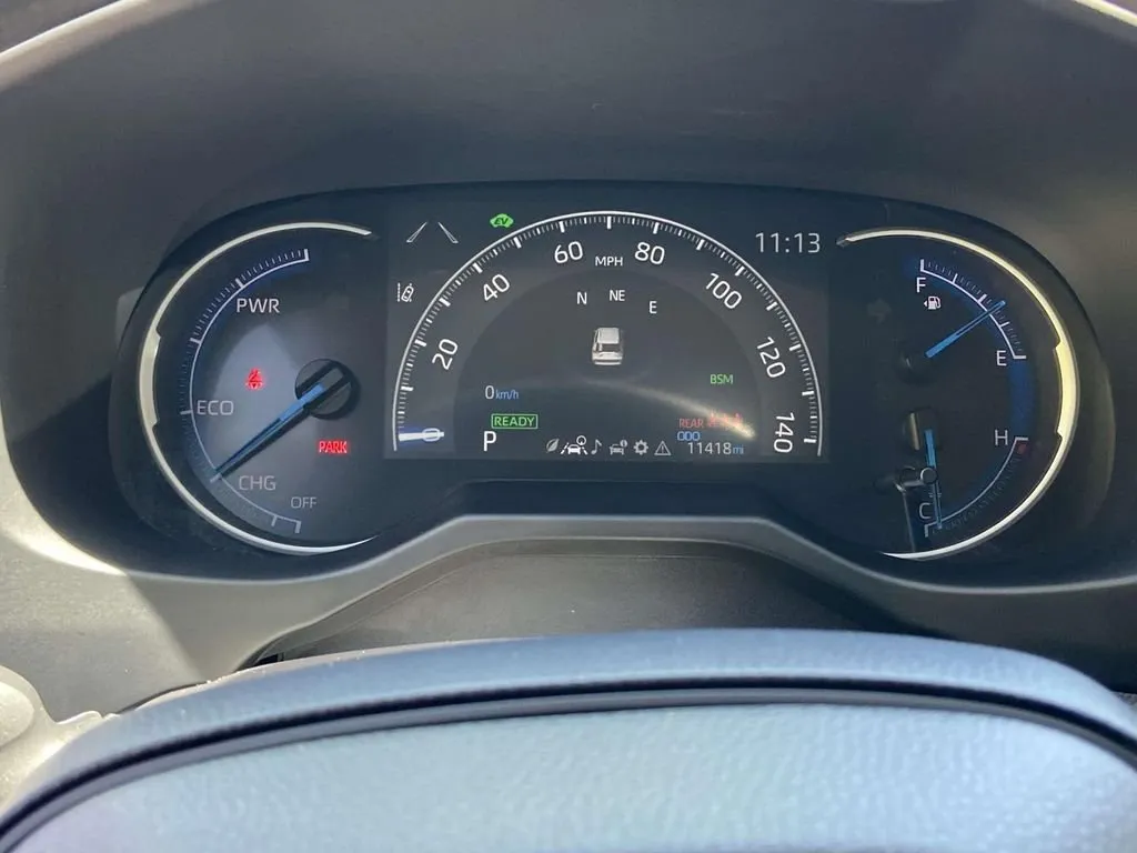 2025 Toyota RAV4 Hybrid Woodland Edition thumbnail 35