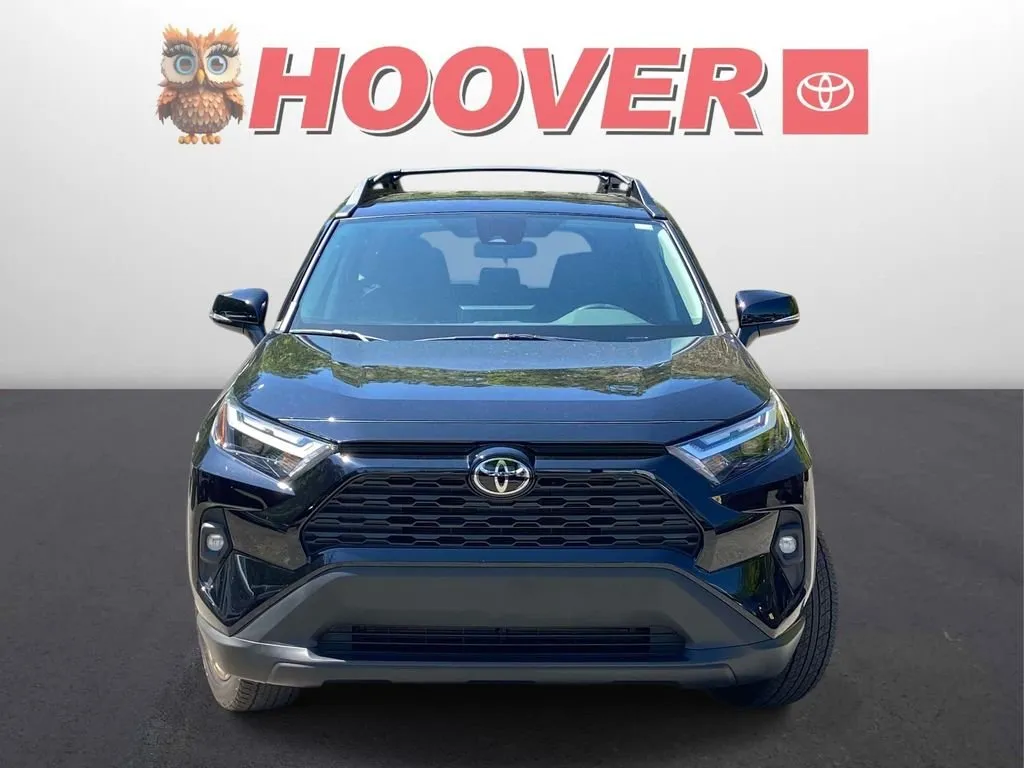 2025 Toyota RAV4 Hybrid Woodland Edition thumbnail 8