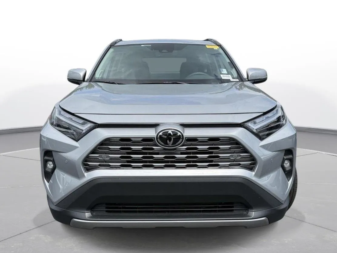 2025 Toyota RAV4 Limited thumbnail 3