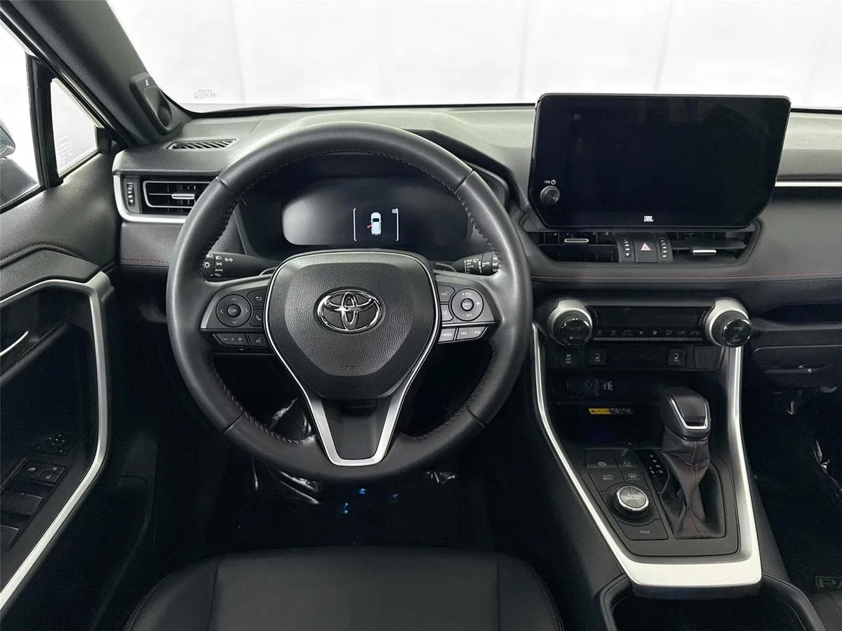 2025 Toyota RAV4 Plug-In Hybrid XSE thumbnail 40