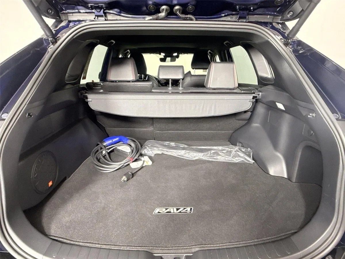 2025 Toyota RAV4 Plug-In Hybrid XSE thumbnail 48