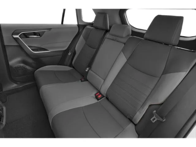 2025 Toyota RAV4 XLE thumbnail 13