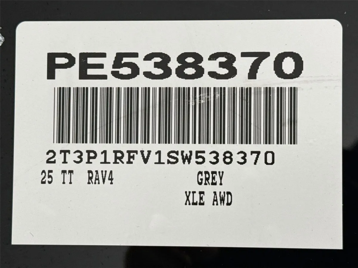 2025 Toyota RAV4 XLE thumbnail 43