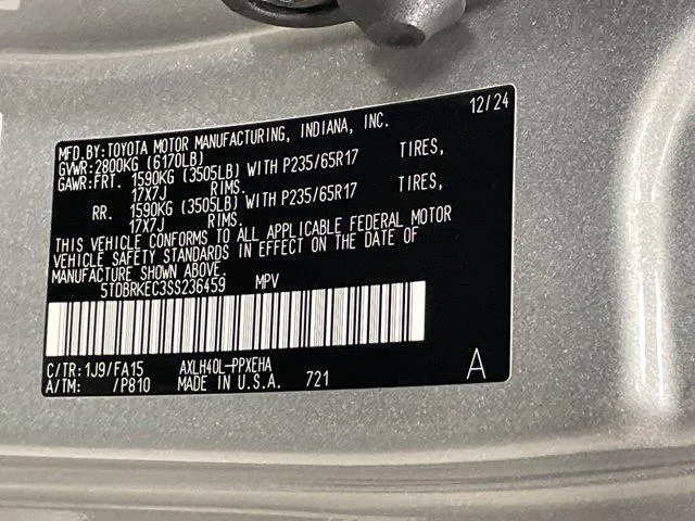 2025 Toyota SIENNA LE thumbnail 33