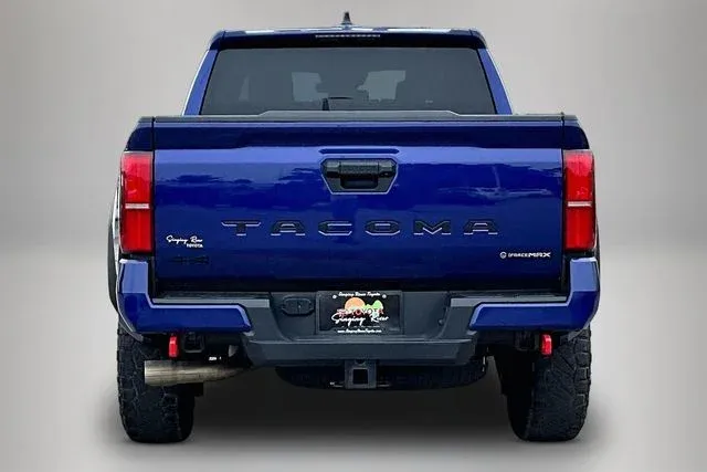 2025 Toyota Tacoma Hybrid TRD Off Road thumbnail 6