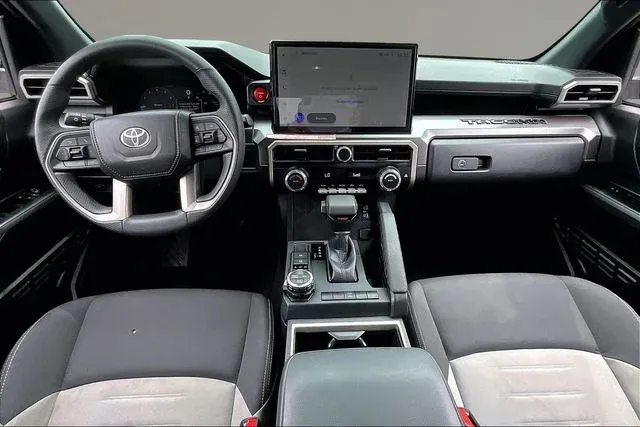 2025 Toyota Tacoma Hybrid TRD Off Road thumbnail 7