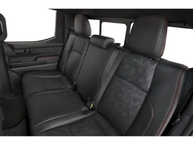 2025 Toyota Tacoma i-FORCE MAX TRD Pro Hybrid thumbnail 12