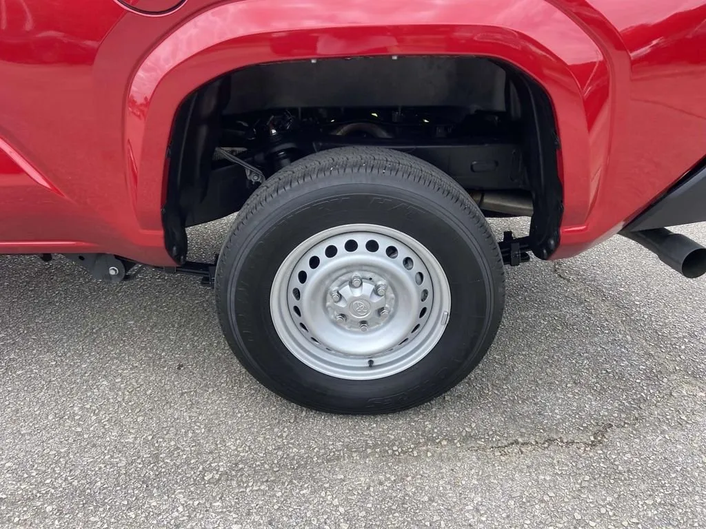 2025 Toyota Tacoma SR thumbnail 10