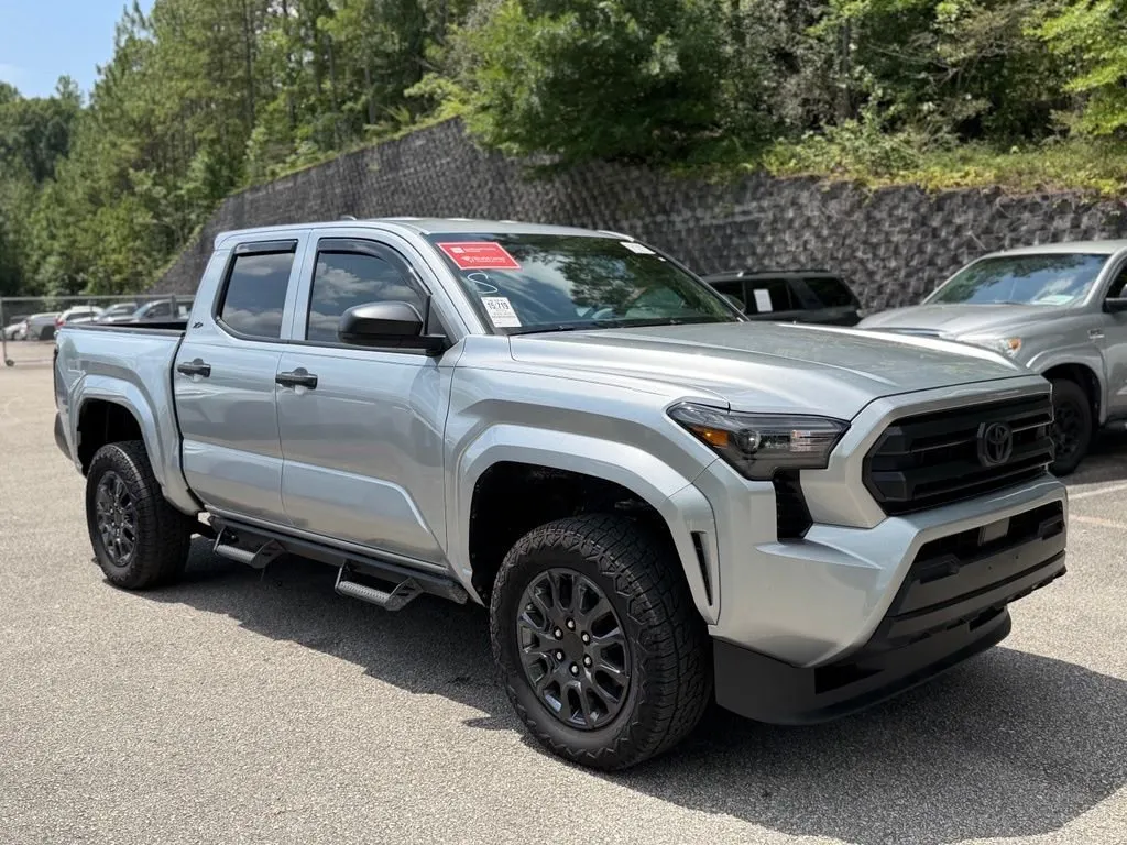 2025 Toyota Tacoma SR thumbnail 5