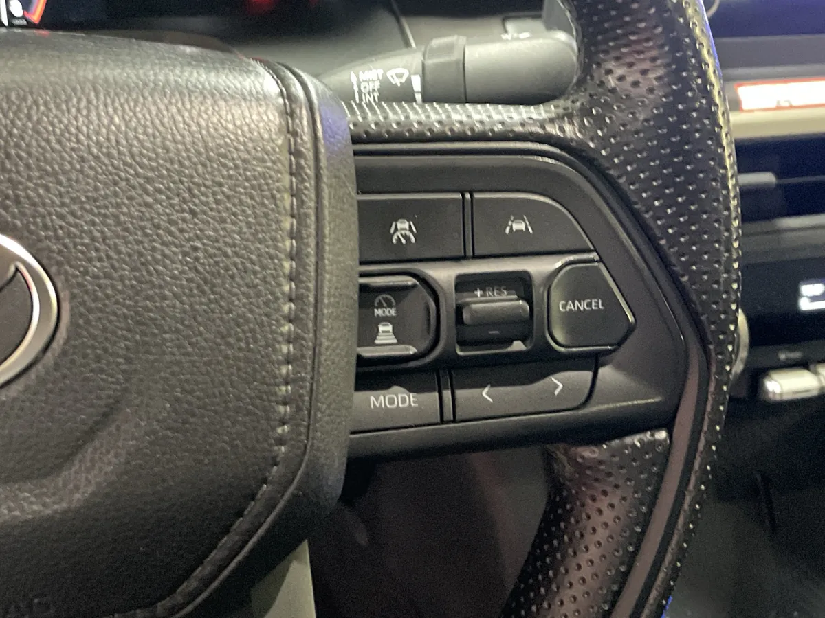 2025 Toyota Tacoma SR5 thumbnail 20
