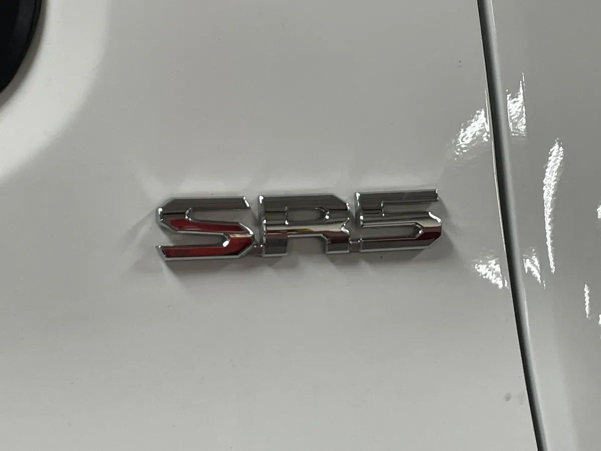2025 Toyota Tacoma SR5 thumbnail 33