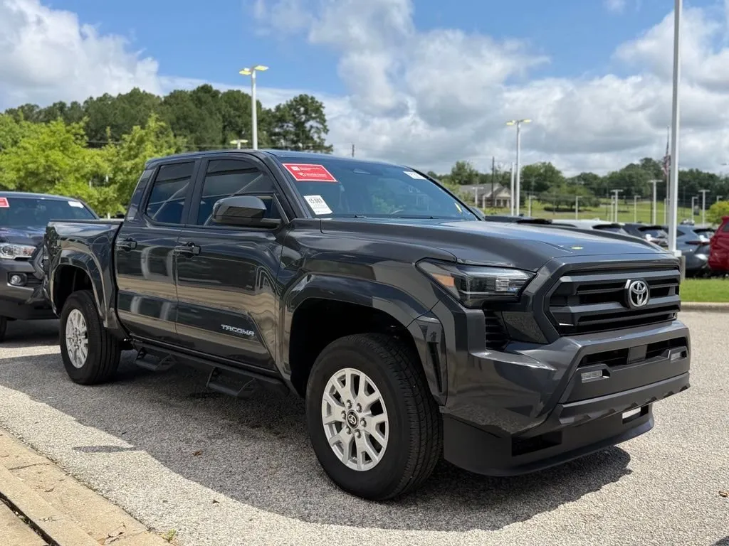 2025 Toyota Tacoma SR5 thumbnail 4