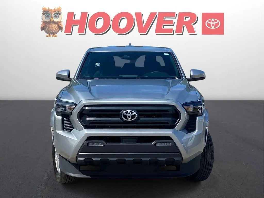 2025 Toyota Tacoma SR5 thumbnail 3
