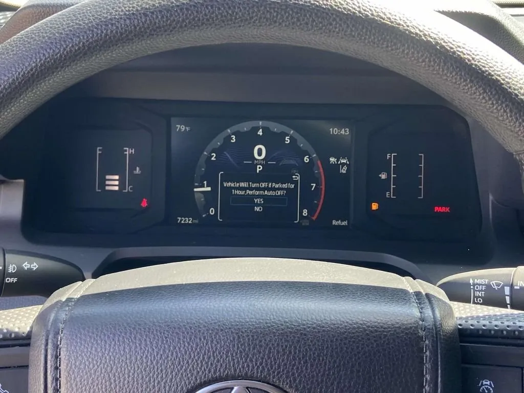 2025 Toyota Tacoma SR5 thumbnail 35