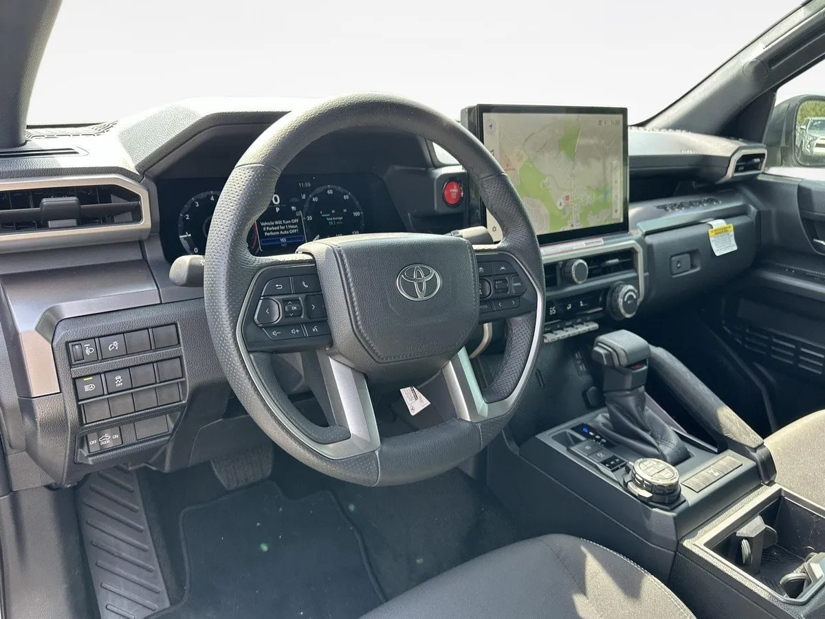 2025 Toyota Tacoma TRD Off Road thumbnail 11