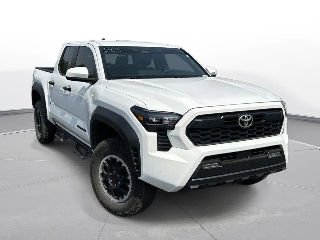 2025 Toyota Tacoma TRD Off Road thumbnail 4