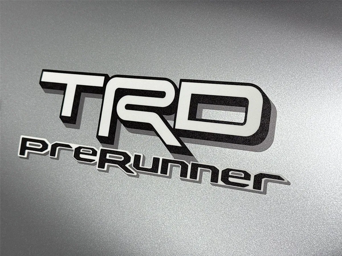 2025 Toyota Tacoma TRD PreRunner thumbnail 14
