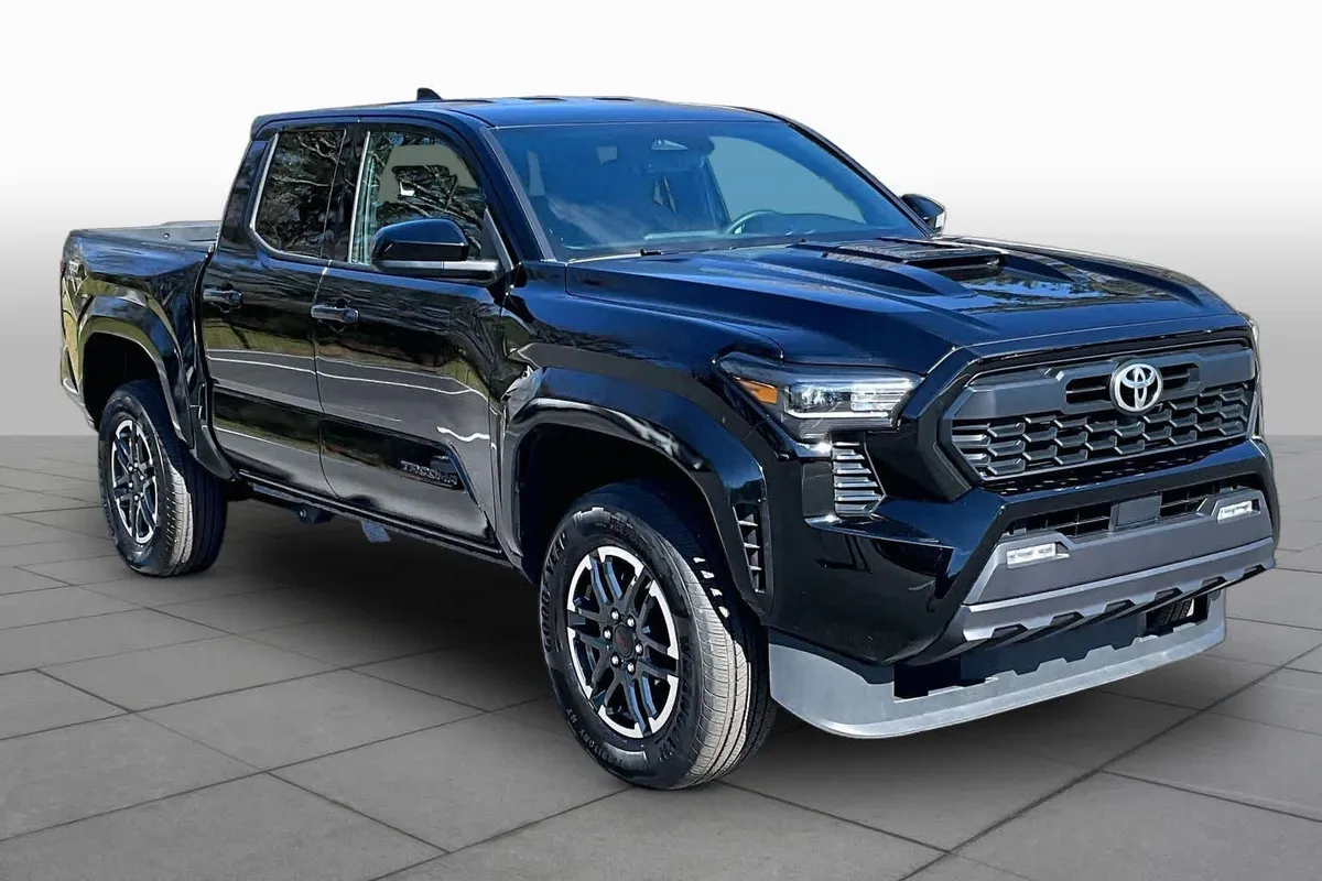 2025 Toyota Tacoma TRD Sport thumbnail 5