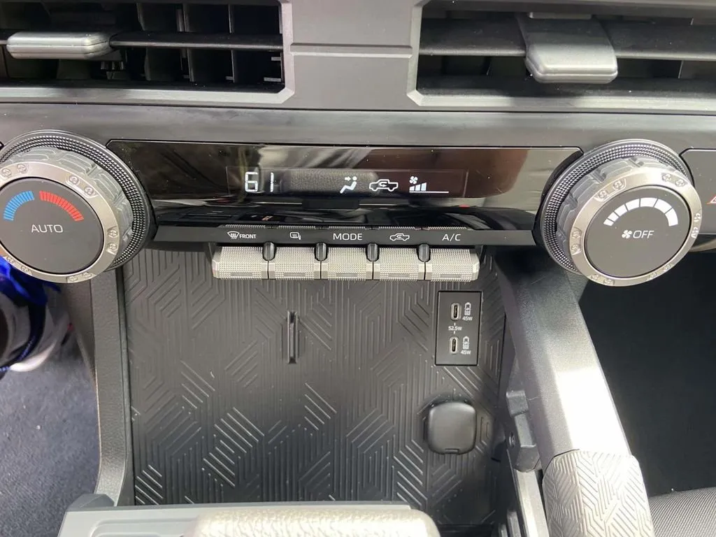 2025 Toyota Tacoma TRD Sport thumbnail 23