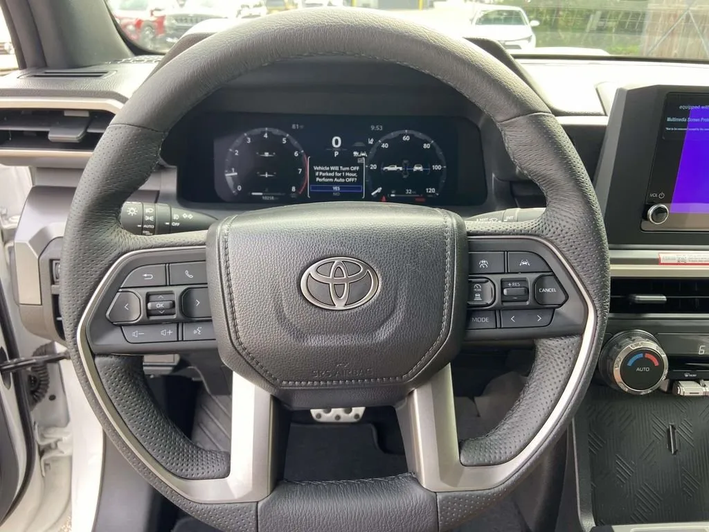 2025 Toyota Tacoma TRD Sport thumbnail 34
