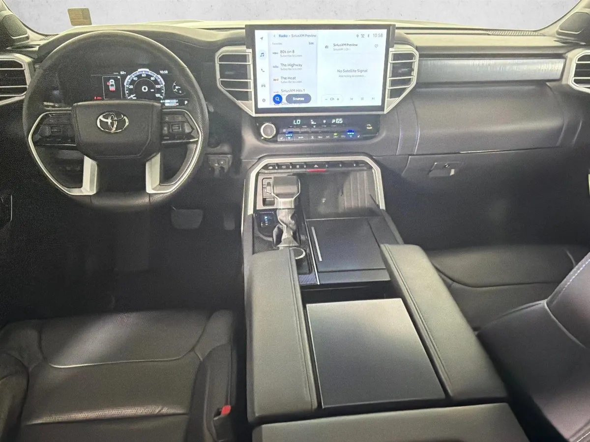 2025 Toyota Tundra 2WD Platinum thumbnail 23