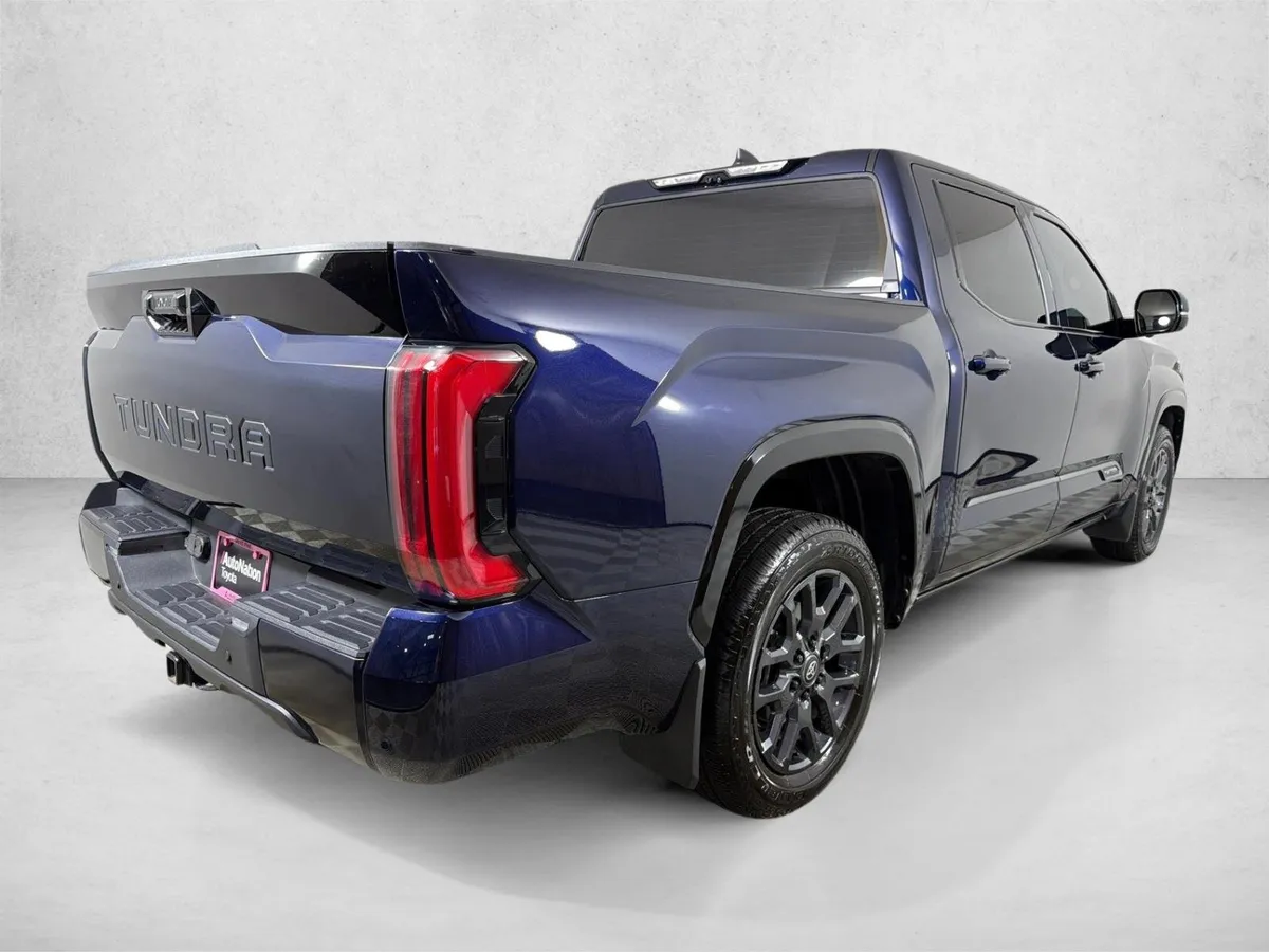 2025 Toyota Tundra 2WD Platinum thumbnail 4