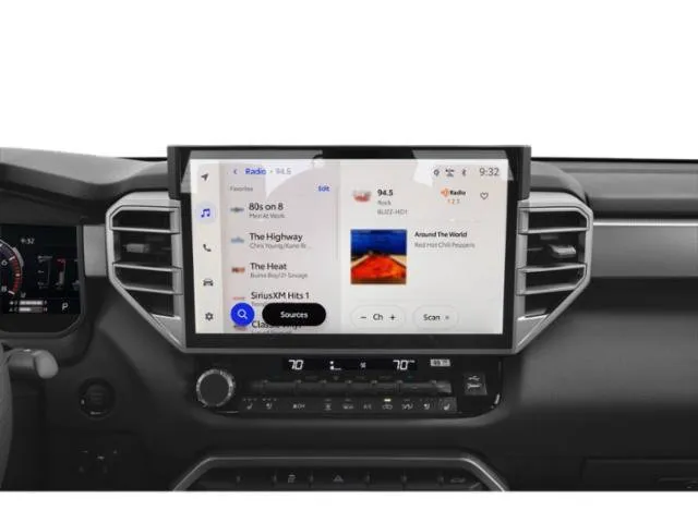 2025 Toyota Tundra Hybrid Limited thumbnail 9