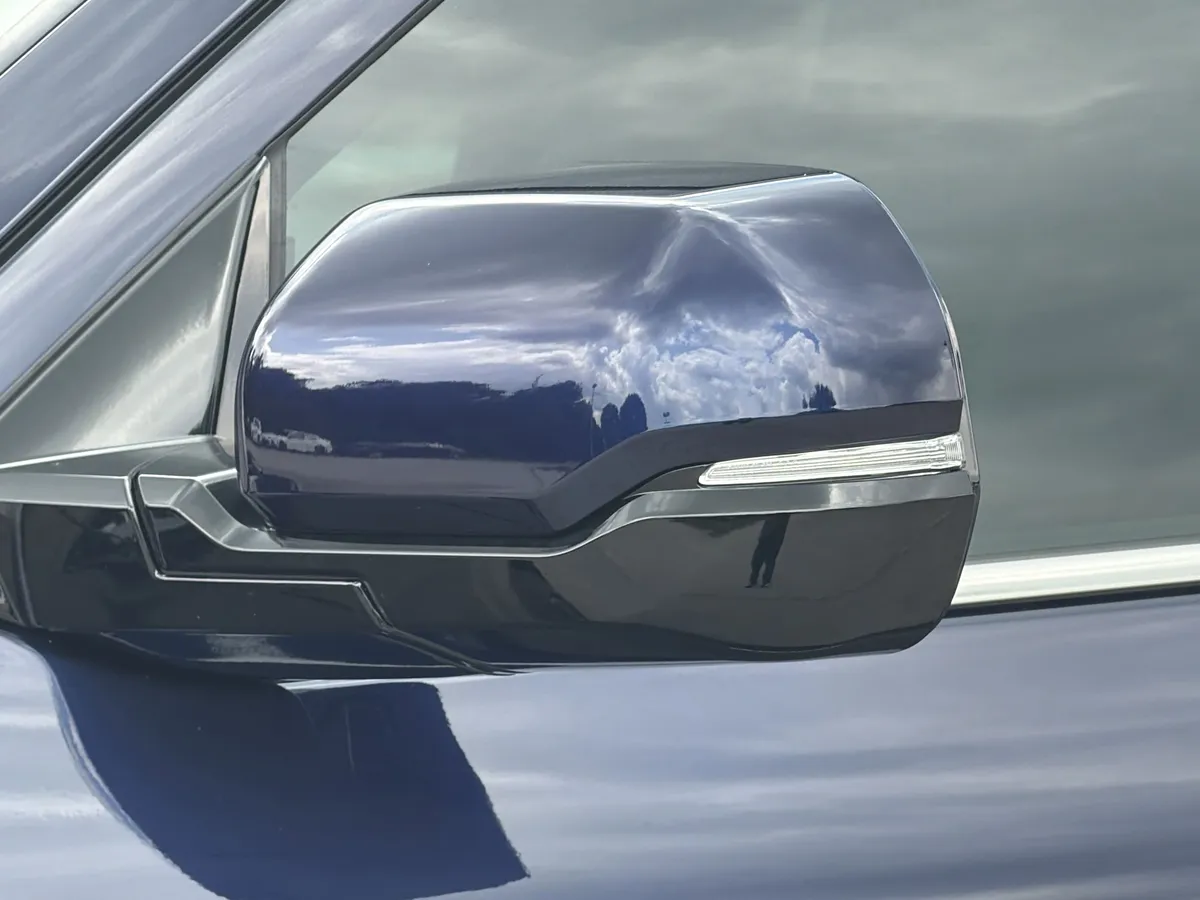 2025 Toyota Tundra Limited thumbnail 35