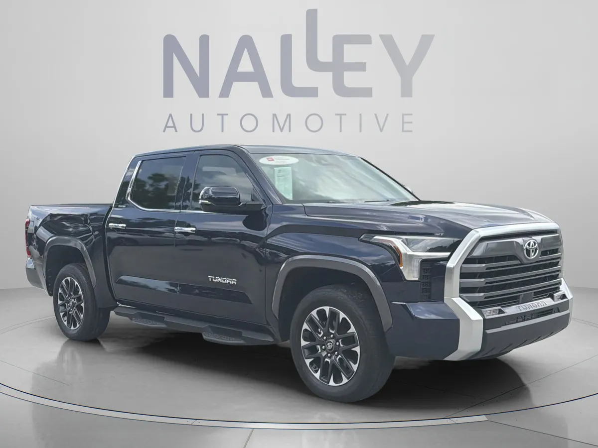 2025 Toyota Tundra Limited thumbnail 7