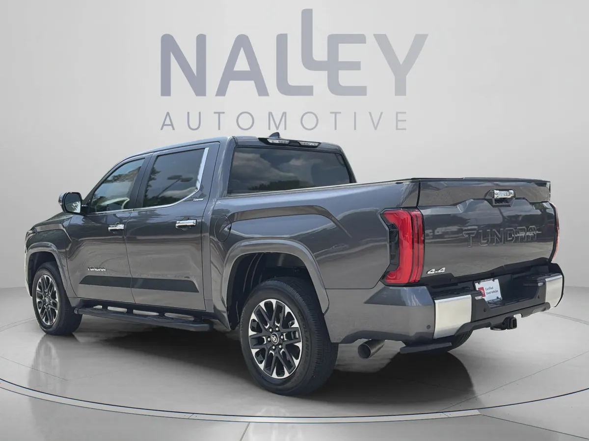 2025 Toyota Tundra Limited thumbnail 3