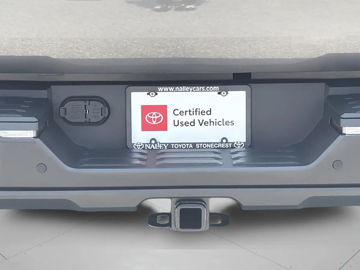 2025 Toyota Tundra Limited thumbnail 33
