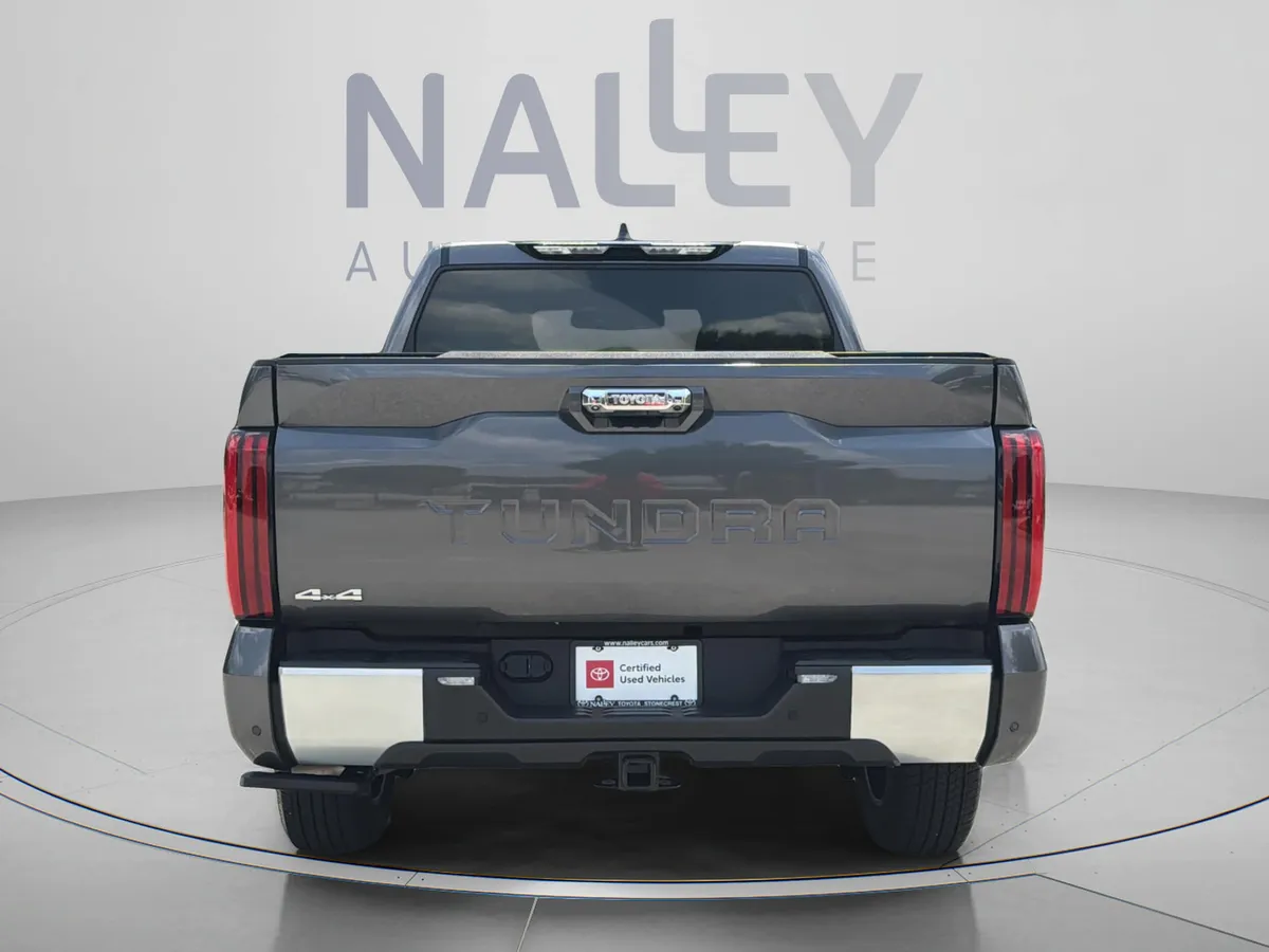 2025 Toyota Tundra Limited thumbnail 4