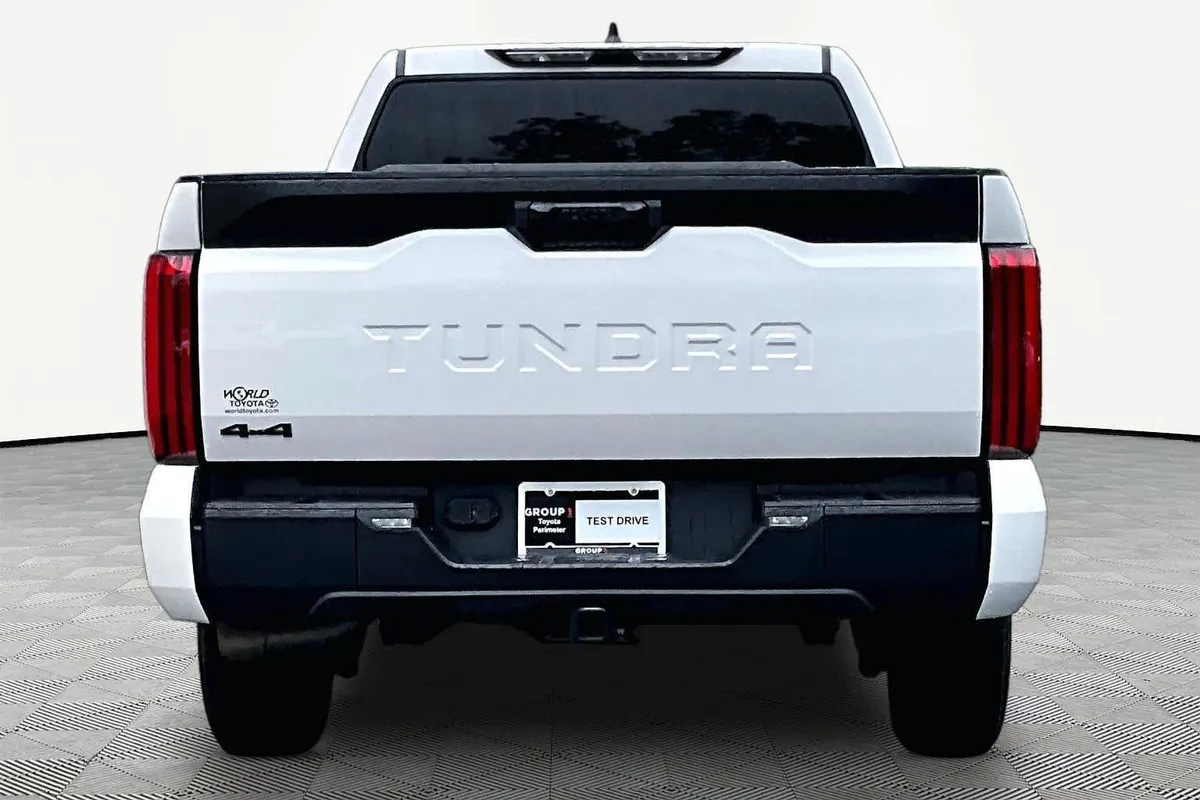 2025 Toyota Tundra SR thumbnail 5