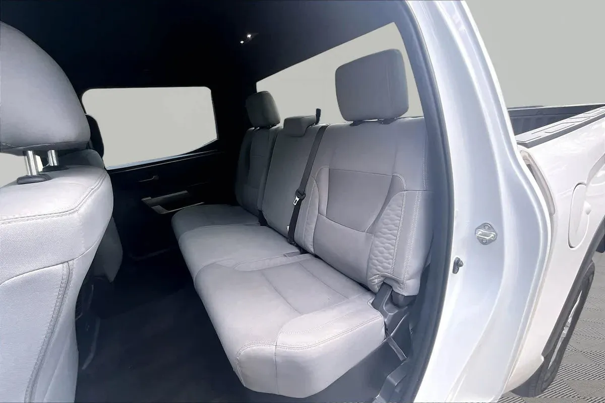 2025 Toyota Tundra SR5 thumbnail 20