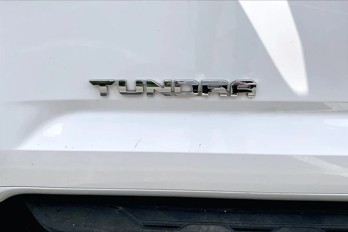 2025 Toyota Tundra SR5 thumbnail 30