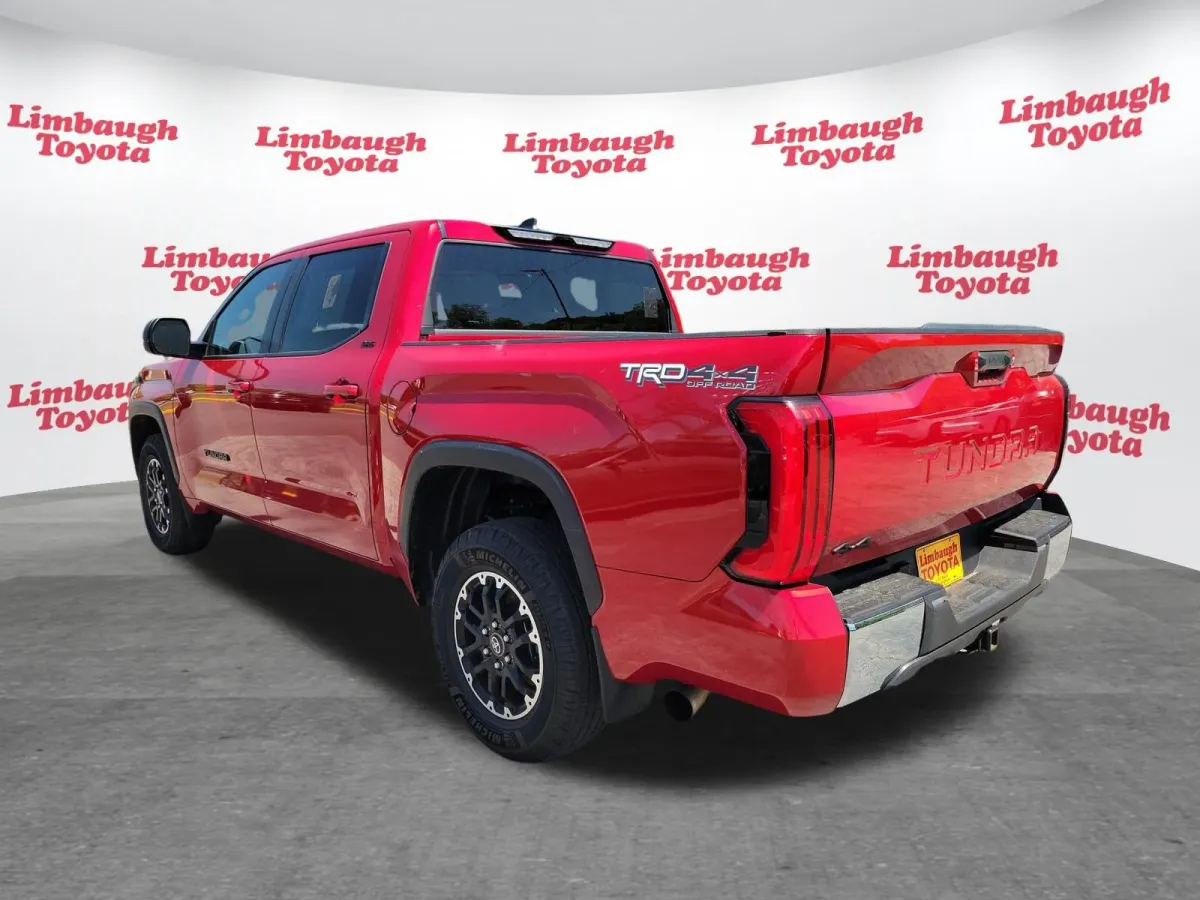 2025 Toyota Tundra SR5 thumbnail 25