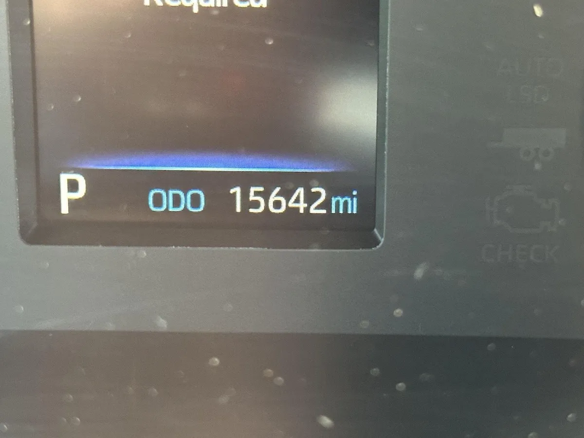 2025 Toyota Tundra SR5 thumbnail 14
