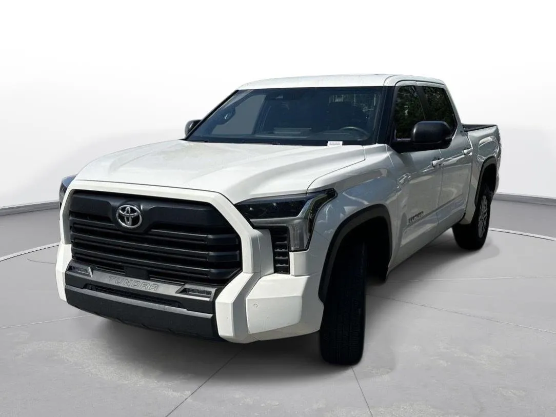 2025 Toyota Tundra SR5 thumbnail 2