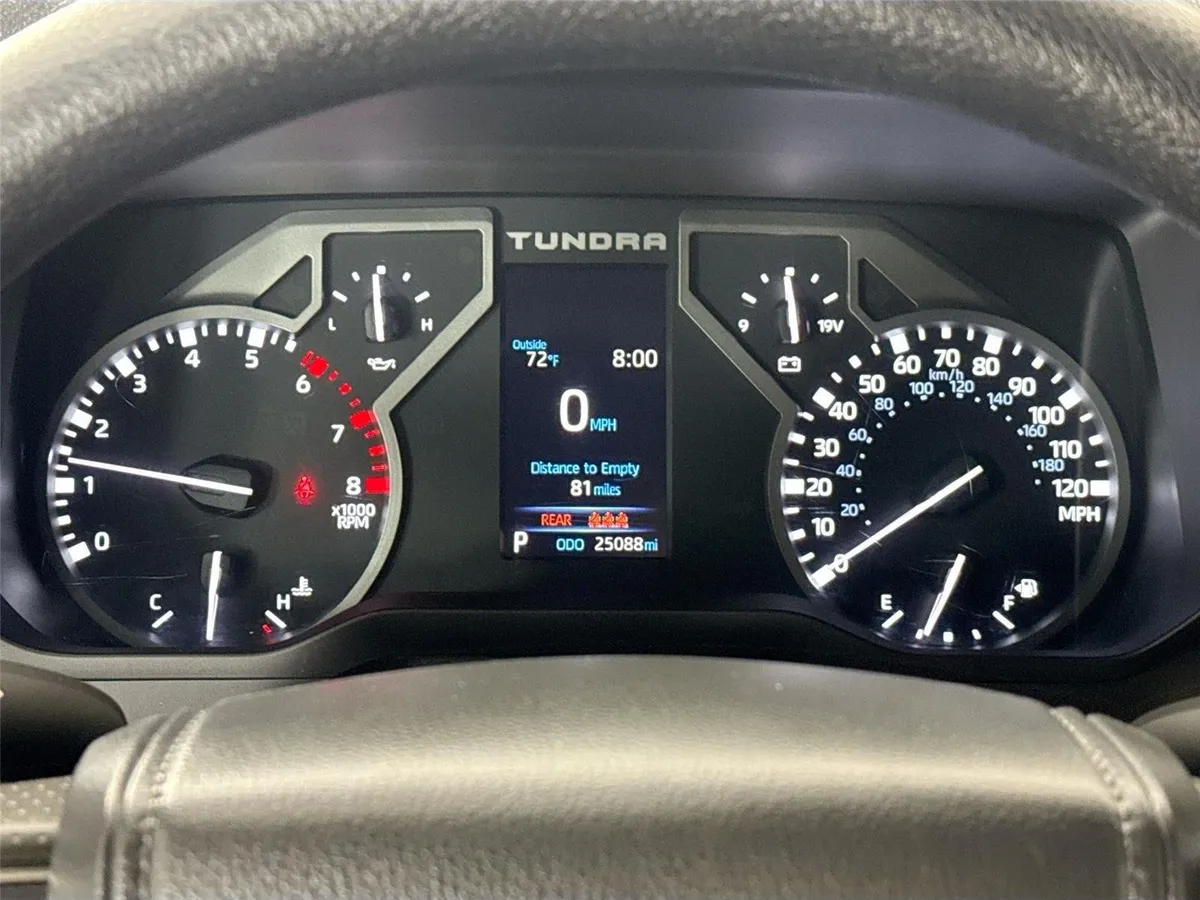 2025 Toyota Tundra SR5 thumbnail 20