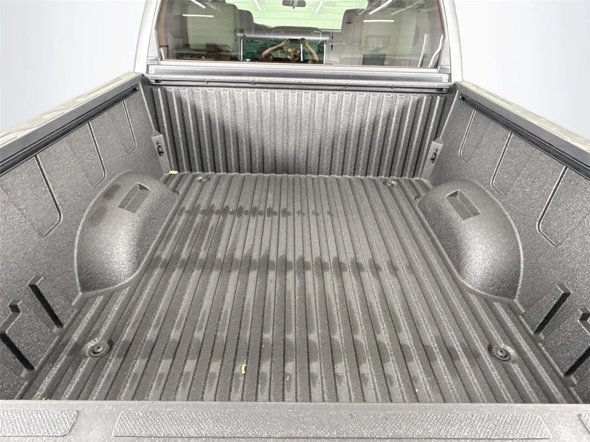 2025 Toyota Tundra SR5 thumbnail 37