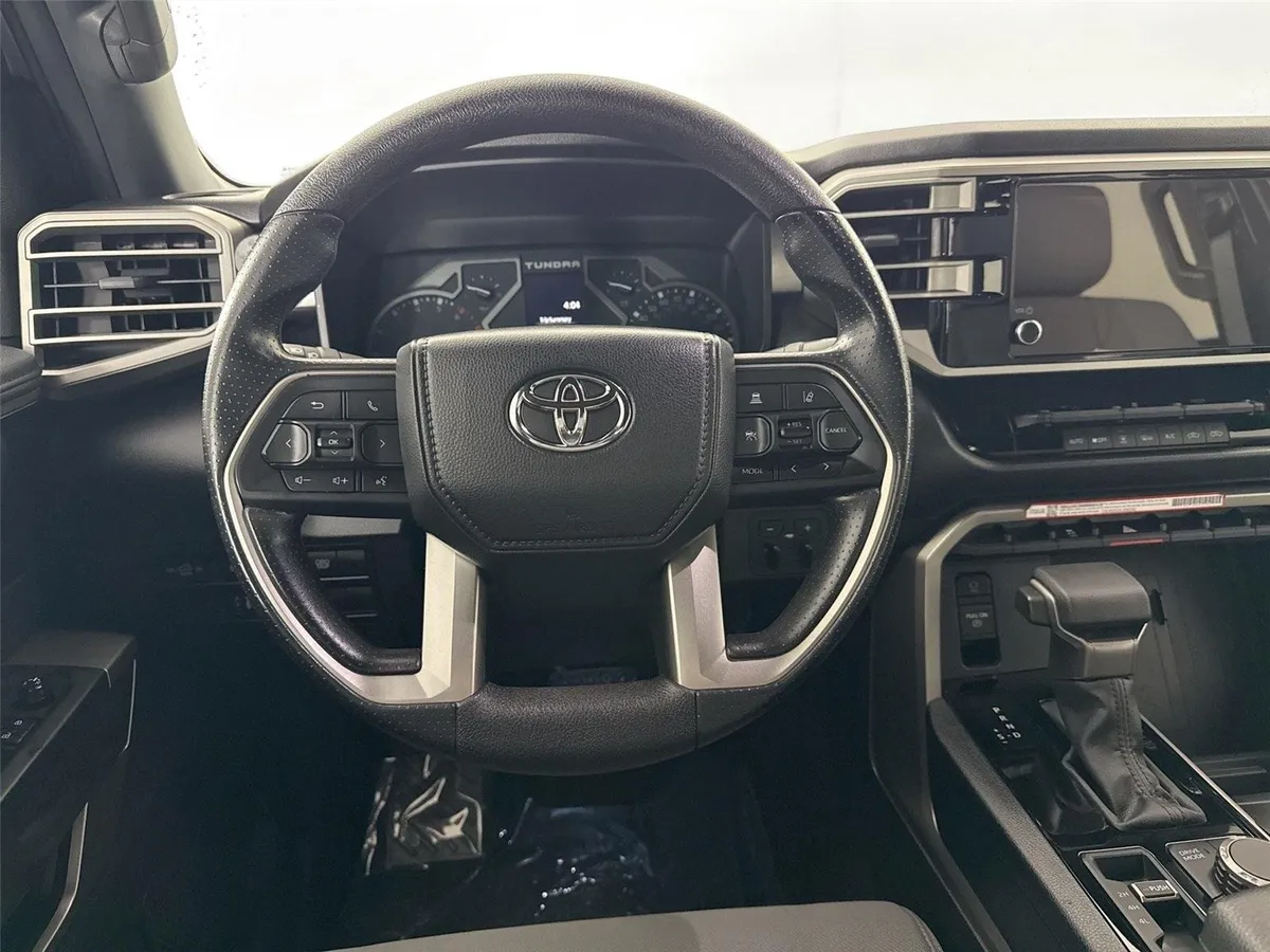 2025 Toyota Tundra SR5 thumbnail 29
