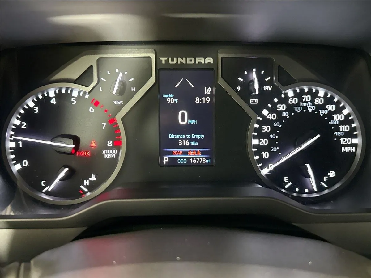 2025 Toyota Tundra SR5 thumbnail 21